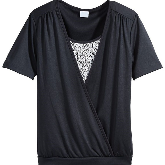 😀 3 for $20 Salon Studio Lace V-Neck Top Medium - Picture 1 of 2